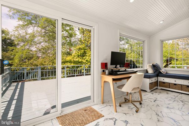 Home Office, Interior, Marble, Recessed Lighting