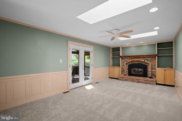 Empty room, Fireplace, Interior, Recessed Lighting