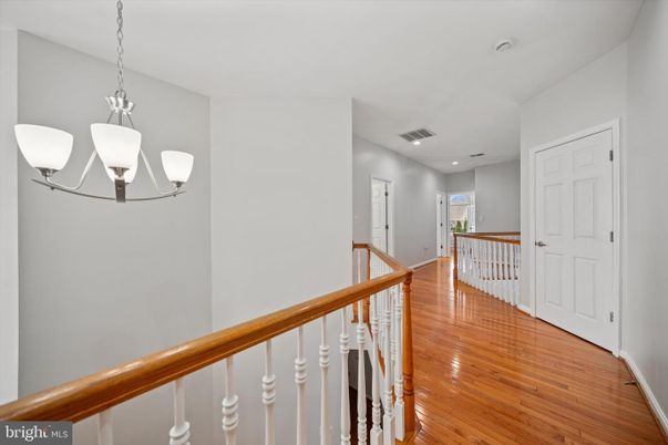 Interior, Pendant Lights, Recessed Lighting, Wood Texture Flooring