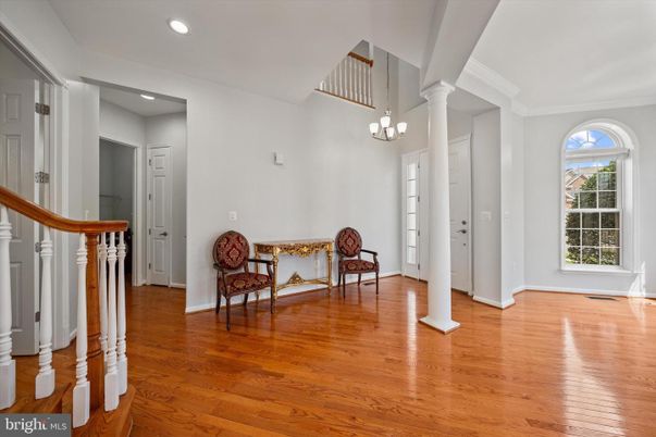 Interior, Pendant Lights, Recessed Lighting, Wood Texture Flooring