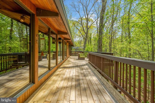 Exterior, Wood Texture Flooring