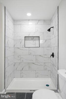 Bathroom, Interior, Marble Walls, Recessed Lighting