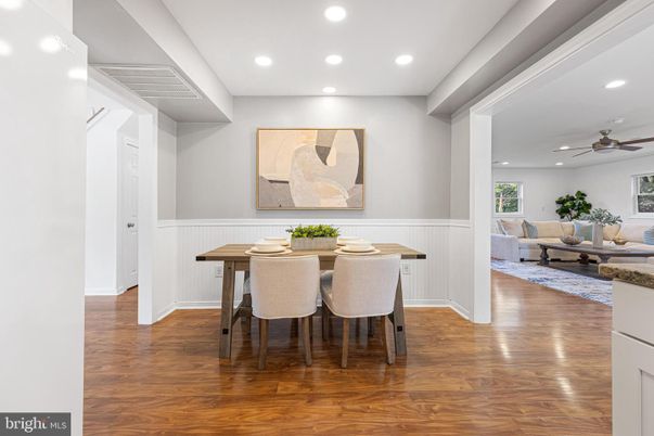 Dining room, Interior, Living room, Recessed Lighting, Wood Texture Flooring