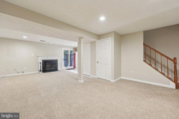 Empty room, Fireplace, Interior, Recessed Lighting