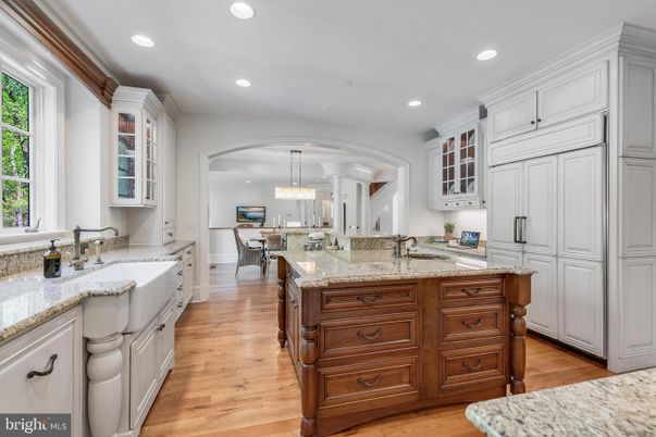 Dining room, Interior, Kitchen, Pendant Lights, Recessed Lighting, Wood Texture Flooring