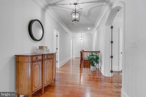 Interior, Pendant Lights, Recessed Lighting, Wood Texture Flooring