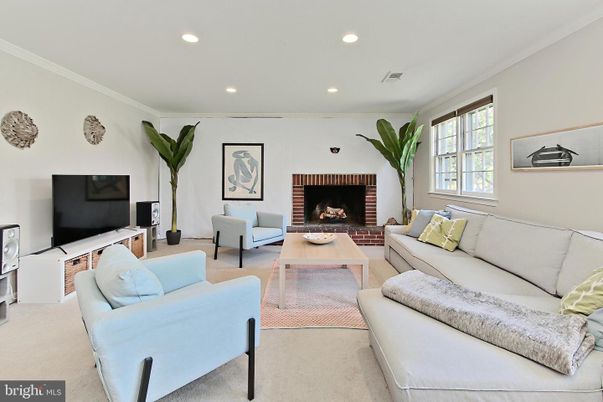 Fireplace, Interior, Living room, Recessed Lighting