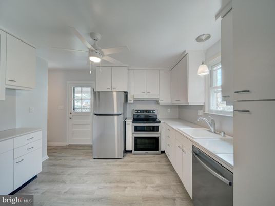 Interior, Kitchen, Pendant Lights, Stainless Steel Appliances, Wood Texture Flooring