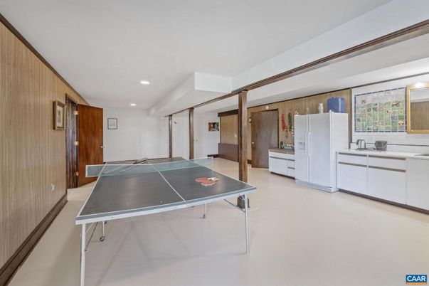 Game Room, Interior, Recessed Lighting
