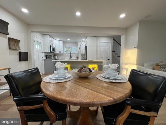 Dining room, Interior, Kitchen, Recessed Lighting, Stainless Steel Appliances, Wood Texture Flooring