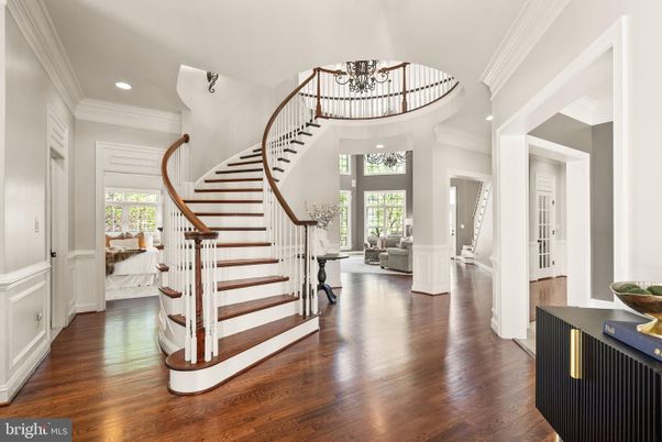 Chandelier, Interior, Recessed Lighting, Wood Texture Flooring