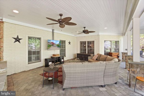 Interior, Living room, Recessed Lighting, Stone Walls