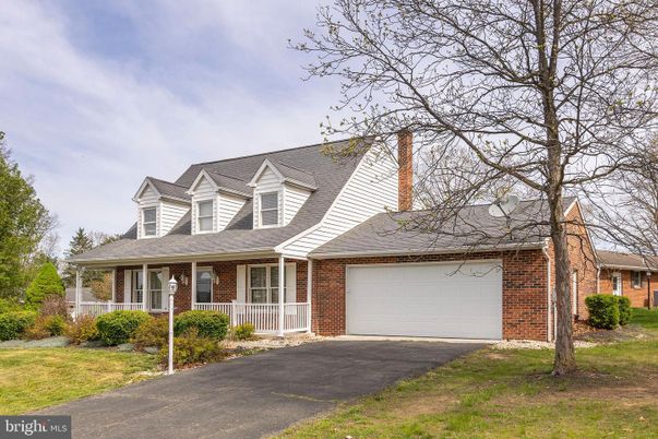 Attached, Exterior, Facade, Brick Facade, Cape Cod