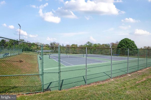 Exterior, Tennis Courts