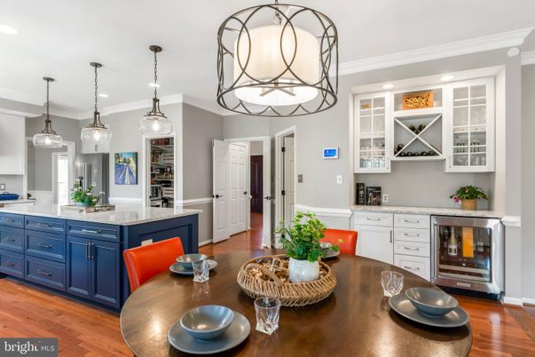 Dining room, Interior, Kitchen, Pendant Lights, Recessed Lighting, Wood Texture Flooring