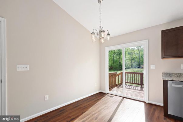 Chandelier, Empty room, Interior, Pendant Lights, Wood Texture Flooring