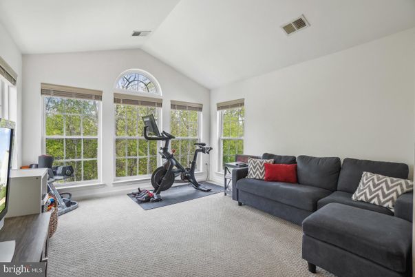 Fitness Equipment, Interior, Living room, Wood Texture Flooring