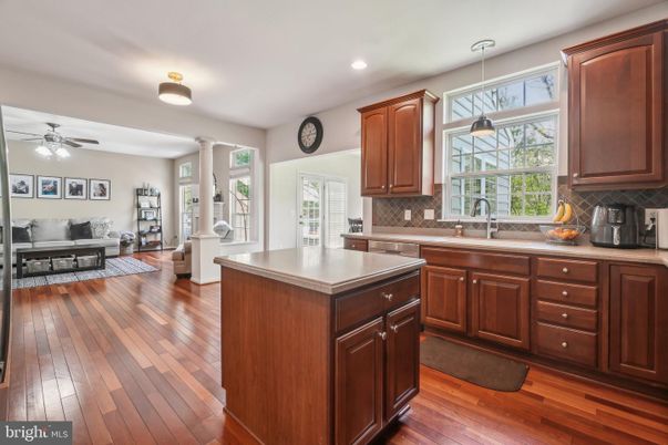 Interior, Kitchen, Living room, Pendant Lights, Recessed Lighting, Wood Texture Flooring