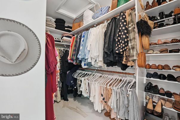 Interior, Walk-in Closets