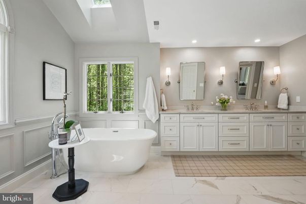 Bathroom, Dual Sink Vanities, Free Standing Baths, Interior, Marble, Recessed Lighting