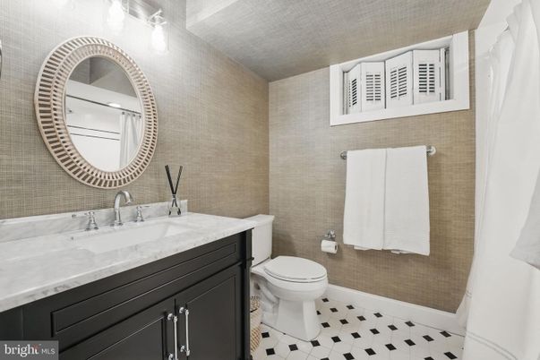 Bathroom, Interior