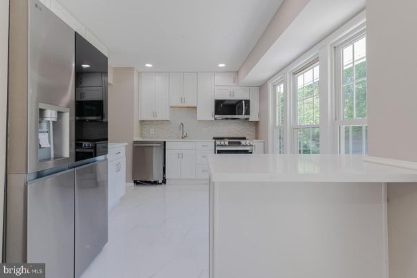 Interior, Kitchen, Marble, Recessed Lighting, Stainless Steel Appliances