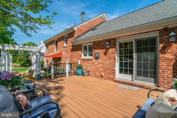 Exterior, Wood Texture Flooring