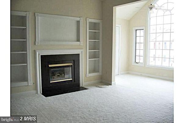 Empty room, Fireplace, Interior