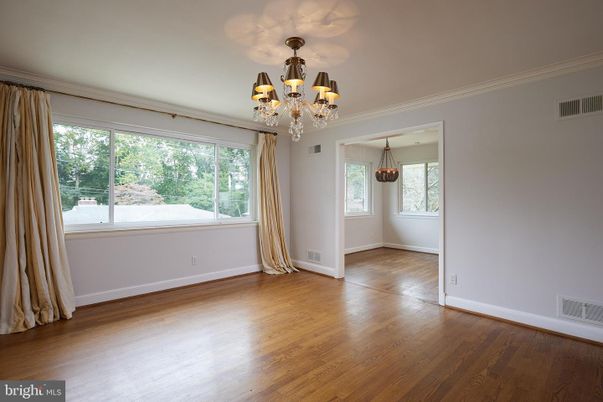 Chandelier, Empty room, Interior, Wood Texture Flooring
