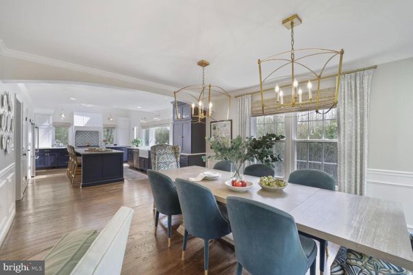 Dining room, Interior, Kitchen, Living room, Pendant Lights, Recessed Lighting, Wood Texture Flooring