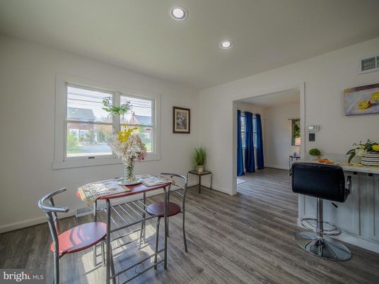 Dining room, Interior, Recessed Lighting, Wood Texture Flooring
