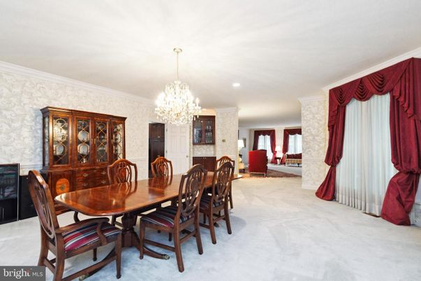 Chandelier, Dining room, Interior, Recessed Lighting