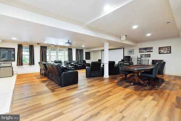 Billiard Table, Game Room, Interior, Living room, Recessed Lighting, Wood Texture Flooring