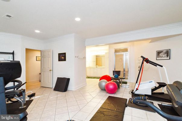 Fitness Equipment, Interior, Recessed Lighting