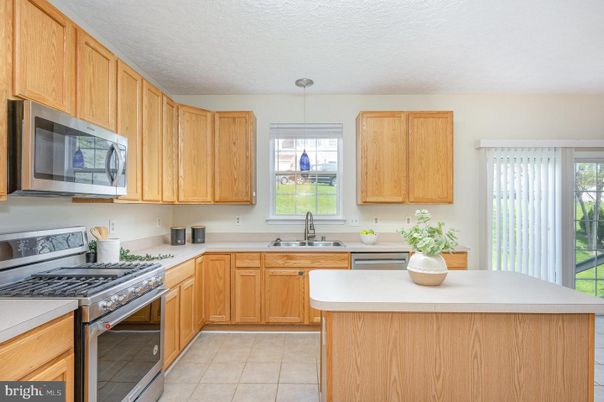 Interior, Kitchen, Pendant Lights, Stainless Steel Appliances