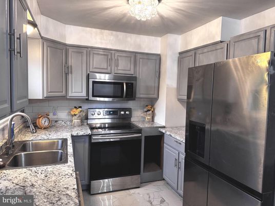 Interior, Kitchen, Marble, Stainless Steel Appliances