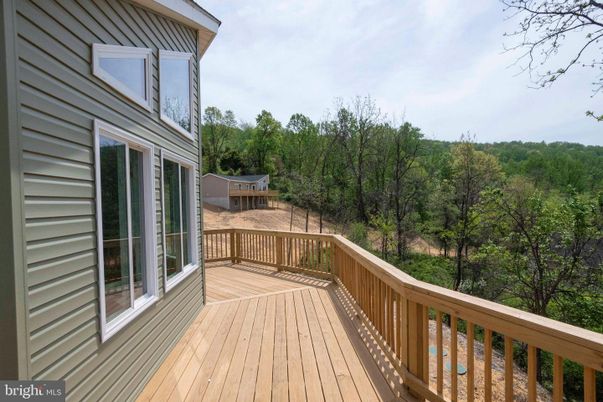 Exterior, Wood Texture Flooring