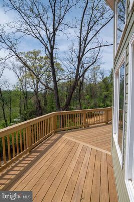 Exterior, Wood Texture Flooring