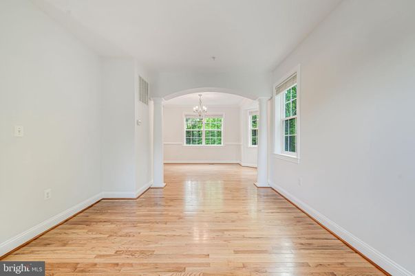 Chandelier, Empty room, Interior, Wood Texture Flooring