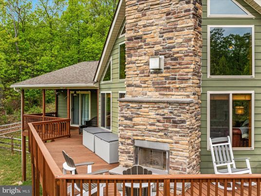 Exterior, Fireplace