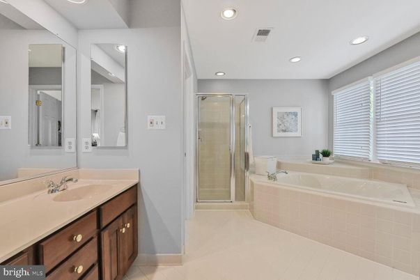 Bathroom, Dual Sink Vanities, Glass Shower, Interior, Recessed Lighting