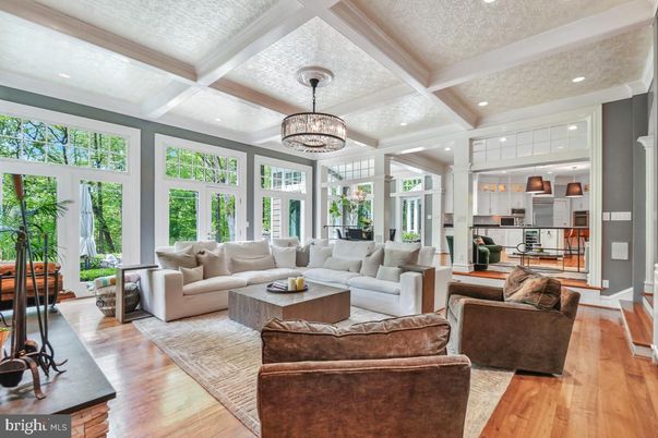 Chandelier, Interior, Kitchen, Living room, Recessed Lighting, Wood Texture Flooring