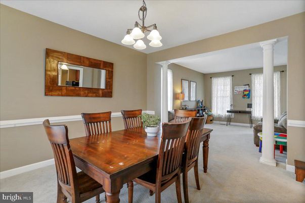 Chandelier, Dining room, Interior