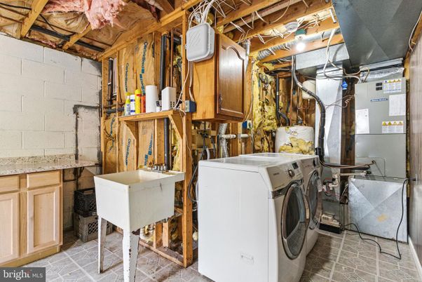 Interior, Washer