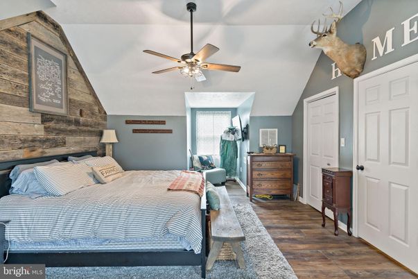 Bedroom, Interior, Wood Texture Flooring, Wooden Walls