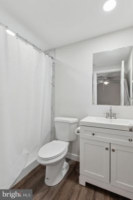 Bathroom, Interior, Recessed Lighting, Wood Texture Flooring