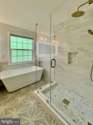 Bathroom, Free Standing Baths, Glass Shower, Interior