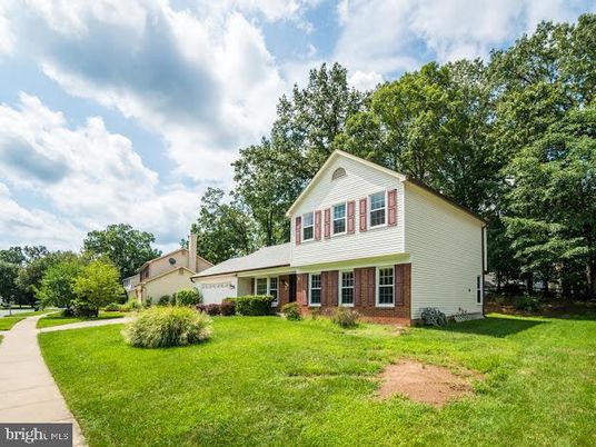 Backyard, Exterior, Facade, Brick Facade, Farmhouse