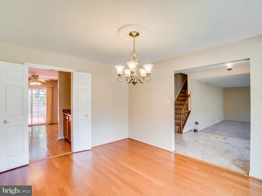 Chandelier, Empty room, Interior, Wood Texture Flooring