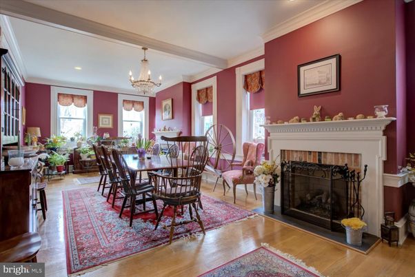 Chandelier, Dining room, Fireplace, Interior, Recessed Lighting, Wood Texture Flooring